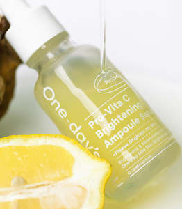 Suero Facial Iluminador Pro Vita C, Ampolla con Vitamina C, Reparación Intensiva Blanqueadora, Brillo Radiante - Product Image 2