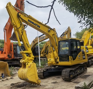 Pelleteuse de matériel de construction utilisée par original de KOMATSU d'excavatrice de Pc130-7 moyenne de KOMATSU de 13 tonnes Pc130-7 du Japon - Product Image 5