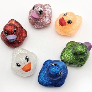 255003 long lanh nhỏ bóp Vinyl vịt số lượng lớn 2 inch 50mm viên nang Đồ chơi bán buôn cho gachapon Bandai Hải Ly Máy bán hàng tự động - Product Image 5