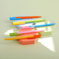 Stylo gel en plastique simple couleur bonbon pour étudiants et bureaux, stylo signature blanc, stylo publicitaire promotionnel avec impression de logo