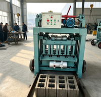 Machine de fabrication de briques hydrauliques à emboîtement pour blocs de terre-ciment avec formage haute pression pour projets de construction