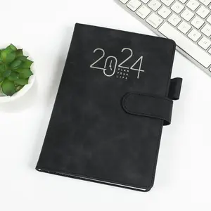 Custom murah 2024 kulit Pu Agenda kalender jurnal harian A5 Hardcover Harian Mingguan bulanan perencana Notebook dengan kunci magnetik