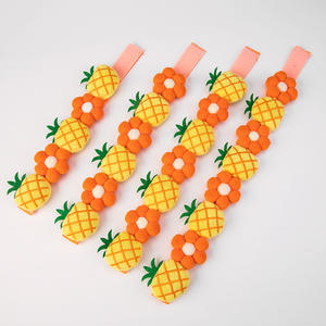 Collar para Perro Hecho a Mano con Lindos y Distintivos Diseños de Corazón Blanco y Rosa con Flor para Perros Hembra y Macho - Product Image 5