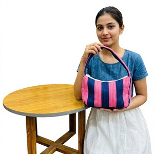 Bolso Tote Acolchado de Algodón Premium con Rayas, Bolso de Hombro Hecho a Mano para Mujer, Bolso de Moda para Uso Diario, Fabricante Mayorista - Product Image 1