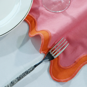 Chemin de table en lin imprimé floral de luxe et dentelle tissée avec drapeau pour la maison ou l'hôtel Toile de jute élégante pour les événements de mariage - Product Image 1