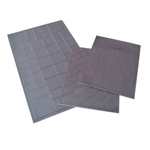 Carré de feuilles magnétiques découpées flexibles personnalisées avec support auto-adhésif - Product Image 2