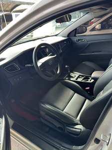 Hyundai Mistra 2.0L Berline 6AT Traction avant Sièges foncés 4-5 places 5 portes Familiale Éthanol 100 ch NPR Occasion Personnalisable 2015 - Product Image 2