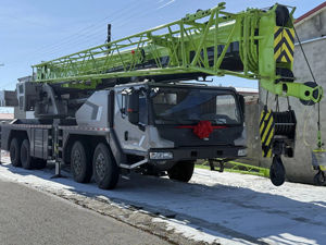 Grúa Móvil Zoomlion Liugong Ztc550V de 20t 25t 30t 50t 60t 75t con Pluma para Camión, con Altura de Elevación Larga, para Mano Derecha e Izquierda - Product Image 4