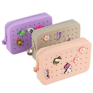Trousse de toilette de voyage en silicone DIY avec trous, étanche, pour maquillage et cosmétiques - Product Image 1