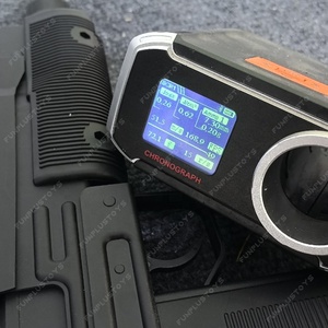 ZY <span class=keywords><strong>UZI</strong></span> MP2A1 Pistola Giocattolo Elettrica a Pallini di Gel da 7MM Sicura per Giochi CS, Attività all'Aperto, Allenamento, Regalo di Compleanno GBB - Product Image 3