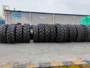 ยางรถบรรทุกอุตสาหกรรม E3/L3 ประสิทธิภาพสูง ขนาด 23.5-25 26.5-25 OTR สำหรับเครื่องจักรก่อสร้างใหม่ รถตักล้อยาง ยางแบบไบแอส OTR จากโรงงานโดยตรง - Product Image 2