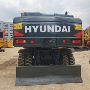 Excavadora Hyundai 210W-9 2021 con Cucharón Excavador, Equipo de Construcción de 22 Toneladas con Motor, Bomba y Propulsor - Product Image 4