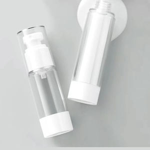Flacon pompe sans air en bambou de luxe en gros, 20-120 ml, rechargeable, portable, vide, pour cosmétiques et maquillage - Product Image 1
