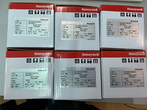 ใหม่และเป็นของแท้ DC1010 DC1020 DC1030 DC1040 ตัวควบคุมดิจิตอล DC1040-CT-102-000-E - Product Image 4