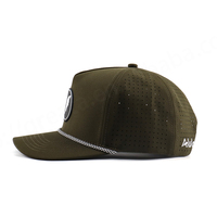 Casquette de baseball unisexe de haute qualité avec trou découpé au laser, patch en caoutchouc à pois Oxford personnalisé, porte-cordon, pour le golf et la performance, style « Dad Hat »