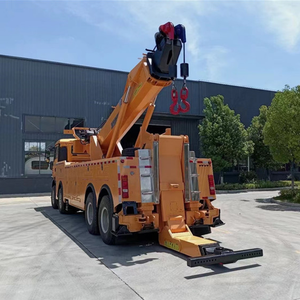 Dépanneuse rotative de dépanneuse de SINOTRUK HOWO 8*4 à 360 degrés avec treuil hydraulique de 30 tonnes - Product Image 1
