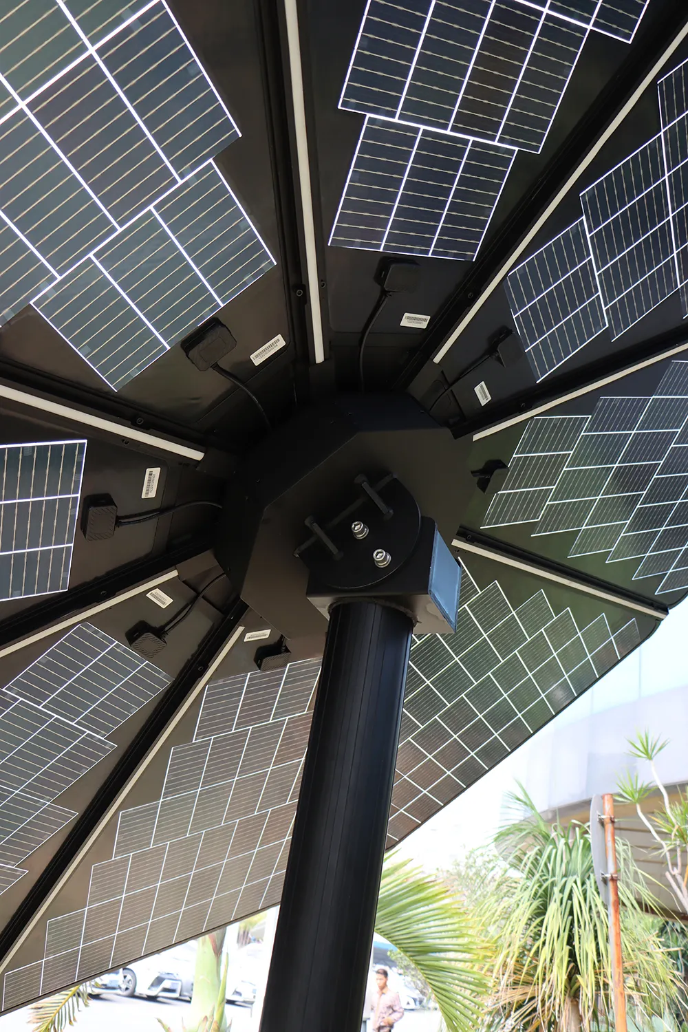 최고의 판매 뜨거운 디자인 유럽 오프/에 그리드 mpt 컨트롤러 1000w 태양 태양 꽃 시스템 가정용