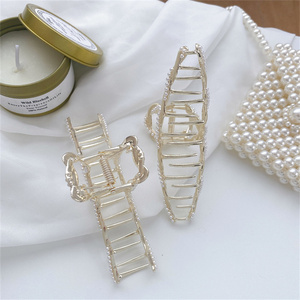 กิ๊บกรงเล็บรูปปลาฉลามขนาดใหญ่สำหรับผู้หญิงกิ๊บหนีบผมไข่มุกสวยสง่าแฟชั่น - Product Image 3