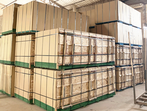 4 * 8ft contreplaqué d'ingénierie <span class=keywords><strong>Osb</strong></span> 9mm 12mm 15mm 18mm <span class=keywords><strong>Osb</strong></span> 3 <span class=keywords><strong>Osb</strong></span> 2 (panneau de brin orienté) pour la Construction - Product Image 4