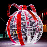 Vente en gros d'usine, lumière d'entrée LED, indice de protection IP65, décoration extérieure, boule arquée 3D, thème Noël et Nouvel An, décoration de la maison