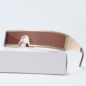 Rectangular Punk-Style Metal <b>Sunglasses</b> with UV400 Full Rim Lenses Futuristic Y2K Design for Unisex Fashion - Product Image 2