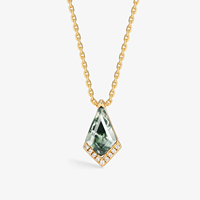 Collier pendentif en argent sterling 925 plaqué or rose 18 carats avec agate verte naturelle taille cerf-volant et zircone cubique