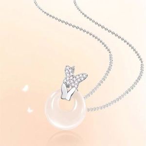 Collar con Colgante de Mariposa de Estilo Chino con Cierre de Seguridad, Colgante de Zirconia, Imitación de Jade, Cadena para Clavícula, para Mujer - Product Image 1