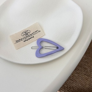 Pince à cheveux en forme de cœur avec strass sur le dos de la tête, épingle à cheveux en acétate, pince latérale pour frange - Product Image 4