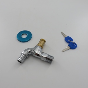Tout <span class=keywords><strong>robinet</strong></span> d'eau en cuivre avec serrure anti-vol extérieur avec serrure à clé ménage lavage extérieur machine vadrouille <span class=keywords><strong>robinet</strong></span> - Product Image 4