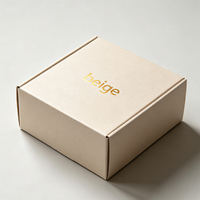 Boîte d'expédition beige personnalisée en carton ondulé pour produits de soin pour bébés avec impression couleur et logo doré