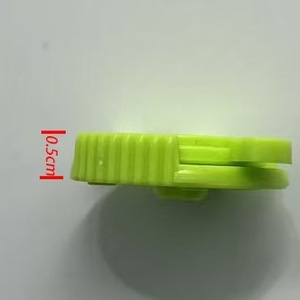 Soporte para cebo de caña de pescar Ztc168, de plástico verde, con gancho abatible y disco para anzuelos, para cañas de pescar de lubina, tamaño individual - Product Image 1