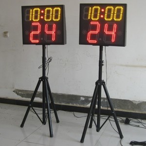 Minuteur de basket-ball suisse de 24 secondes avec poteau réglable en hauteur de 12 minutes pour utilisation sur terrain - Product Image 1