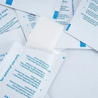 Lingettes nettoyantes sans alcool 0,5 % de cetrimide 0,2 % d'acétate de chlorhexidine Pour usage externe uniquement Fournitures de premiers secours pour les voyages