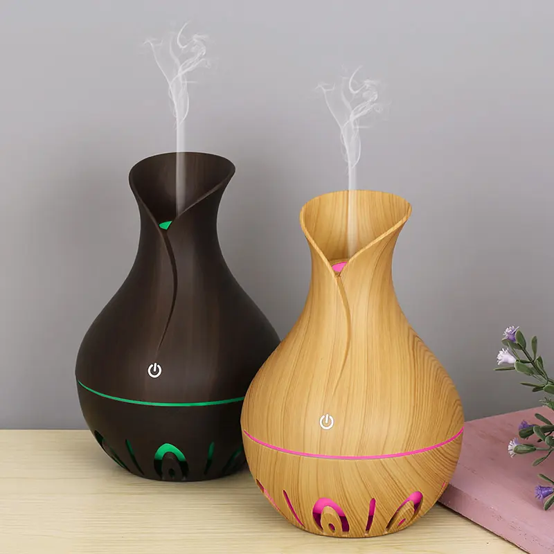 الهواء المرطب البسيطة الخشب الحبوب ناشر رائحة زيت طبيعي الروائح كول ميست صانع مع LED استخدام للمنزل