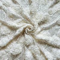 Tissu brodé de sequins en forme de rose 3D, dentelle brodée 3D pour robes de mariée et robes de soirée