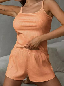 Ensemble de pyjama pour femmes OEM, short taille haute et débardeur sans manches, tenue d'été décontractée, logo imprimé, 100% polyester - Product Image 3