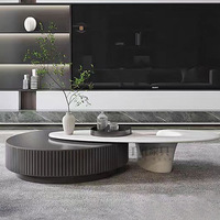 Table basse triangulaire italienne robuste et minimaliste pour salon, combinaison de tables basses, mobilier d'art pour salon et maison