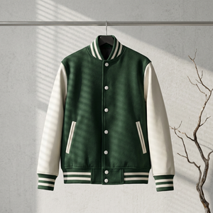 Veste de sport verte pour homme avec manches crème et rayures blanches, style preppy, coupe classique, pour l'automne - Product Image 4