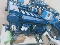 Moteur diesel marin Weichai Baudouin série 8M26 de 600 à 800 chevaux, démarrage électrique, refroidissement par eau, avec boîte de vitesses