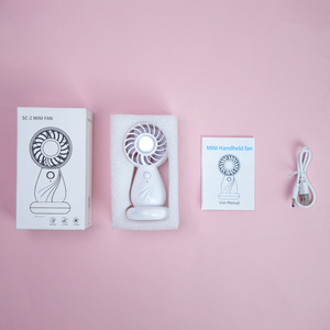 Ventilateur magnétique intelligent à double usage conception de bureau portable mécanique pour ménage RV voiture <span class=keywords><strong>garage</strong></span> extérieur utilisation en plastique - Product Image 6