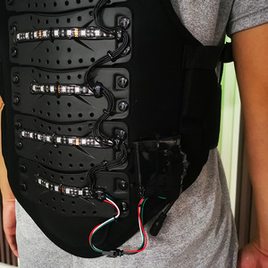 Chaleco Iluminado LED, Disfraz para Actuaciones en Escenario, Unisex, Atuendo para Discoteca y Club Nocturno - Product Image 2