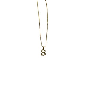 Collar con Letra A de Acero Inoxidable, Cadena Chapada en Oro de 18K, para Regalo o Uso Profesional - Product Image 4