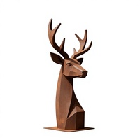 Grande sculpture d'animal en acier corten en forme de tête de cerf, avec base large en acier résistante au vent, pour jardin de complexe hôtelier cinq étoiles