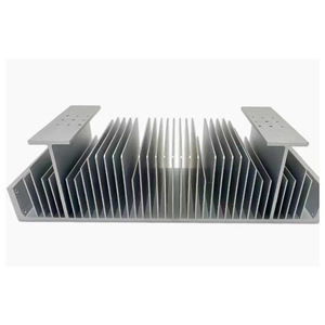 Reflector LED de 200W con Carcasa de Aluminio, Diseño Modular, Iluminación Exterior de Alta Luminosidad - Product Image 2