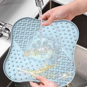 Tapis à lécher pour animaux de compagnie en silicone antidérapant, nouvelle conception, tapis à nourriture pour chien en silicone, tapis à lécher pour chien en silicone, ventouse - Product Image 4