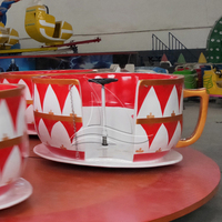 Manège à tasses rotatif pour 6/9/12 personnes avec éclairage LED et musique pour parcs d'attractions, centres commerciaux et salles de café
