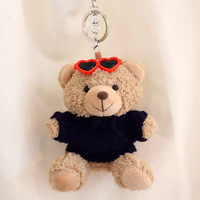 Porte-clés personnalisé en peluche douce avec lunettes, pull et logo imprimé, idéal pour sac