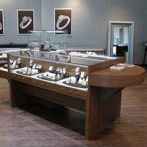 Vetrina espositiva per gioielleria dal design moderno e popolare con armadio per gioielli in legno personalizzato - Product Image 1