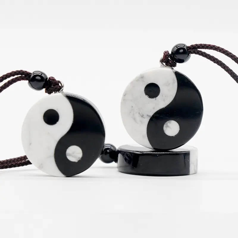 Popular chinese-style crystal circular necklace Tai chi eight hexagrams Yin-yang obsidian howlite stone pendant necklace