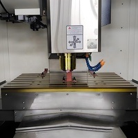 Centres d'usinage CNC métalliques 5/4/3 axes, modèles VMC850, VMC1160 et VMC, de Taïwan, à bas prix et très demandés, en vente.